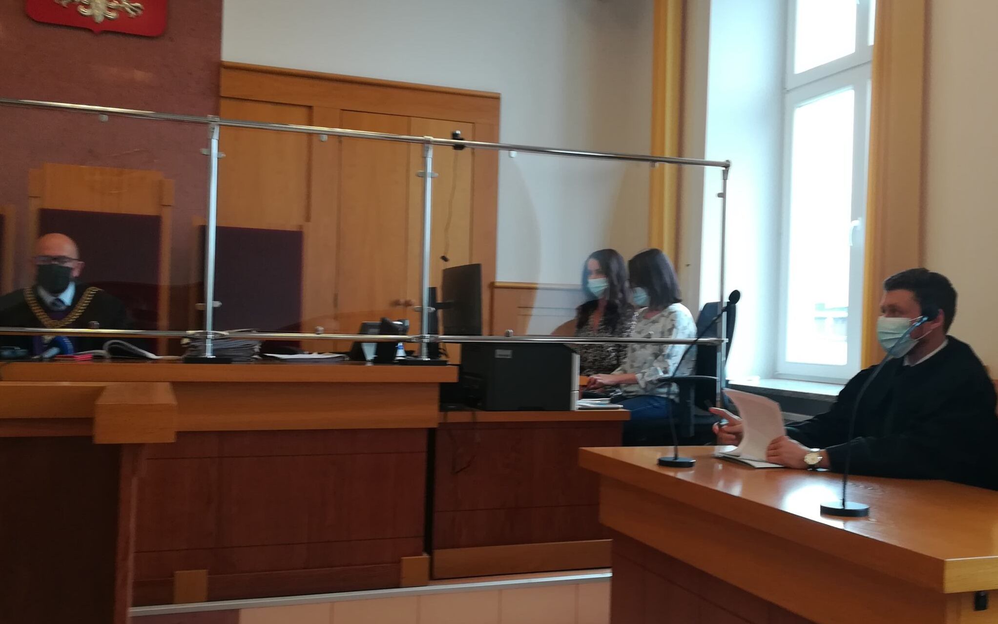 Grafika do artykułu Małgorzata z Limanowej ma czyste konto. Sprawa o protesty kobiet ostatecznie umorzona
