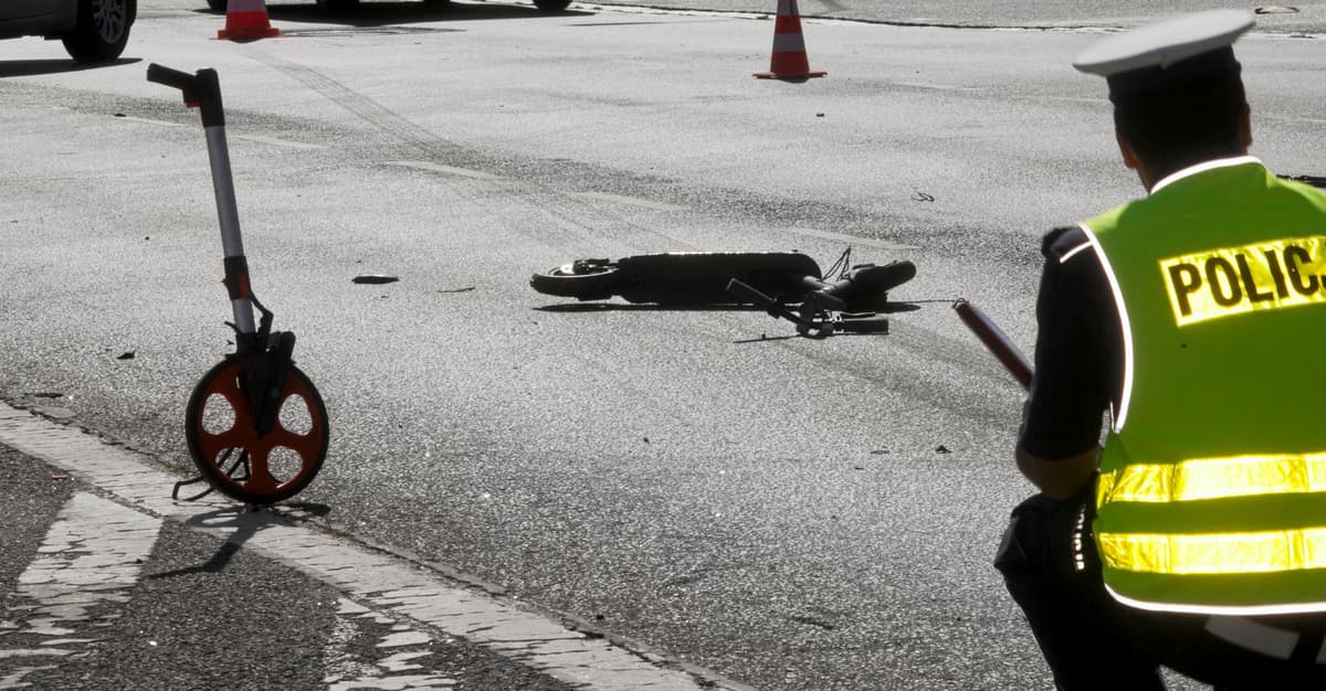 Obowiązkowe kaski dla dzieci „kwiatkiem do kożucha”. Edukacja leży, karta rowerowa fikcją