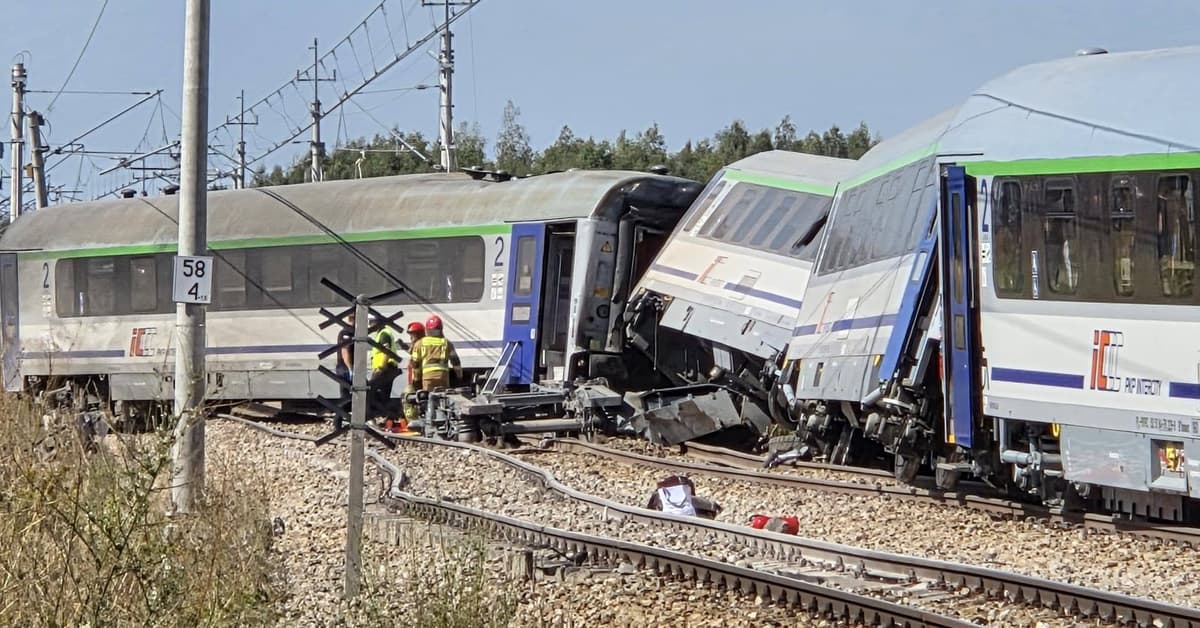 Pociąg Intercity zderzył się z ciężarówką. 4 osoby ciężko ranne