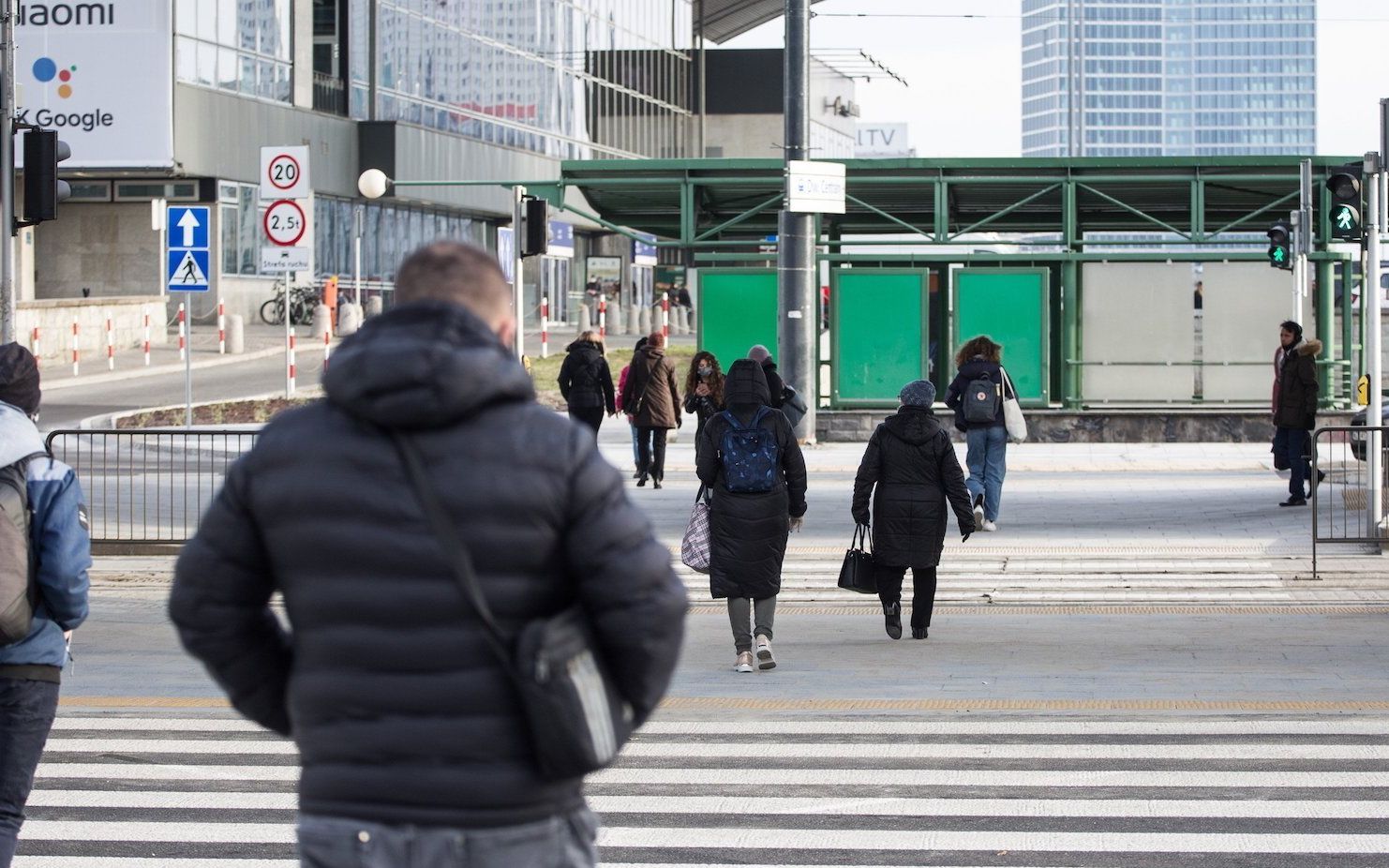 04.12.2020 Warszawa , rondo Czterdziestolatka , podczas konferencji prasowej na temat zmian dla pieszych w Srodmiesciu .
Fot. Adam Stepien / Agencja Gazeta