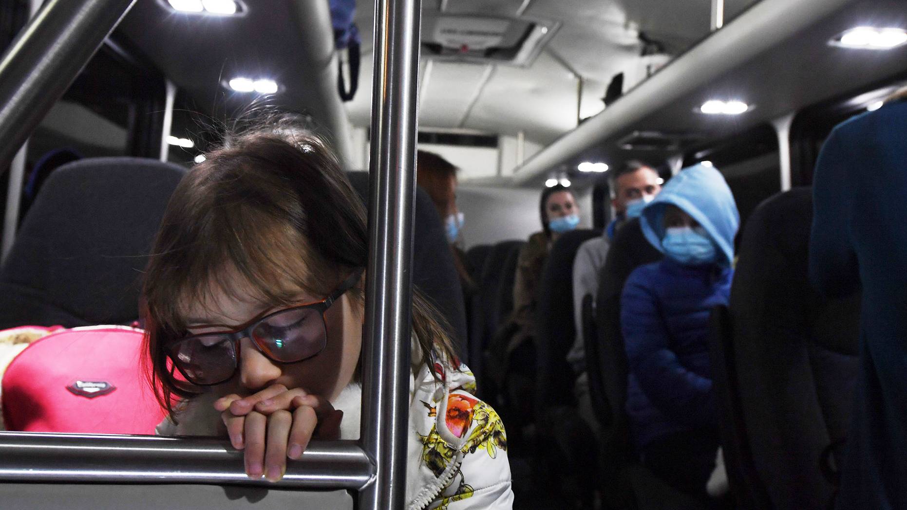 autobus wiezie chore dzieci z Ukrainy
