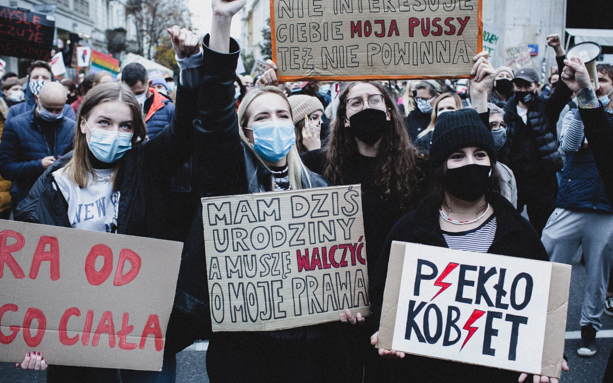 Grafika do artykułu Feminizm wygrywa walkę o centrum. Czas fundamentalistów się kończy, odejdą wraz z tą władzą [ROZMOWA]