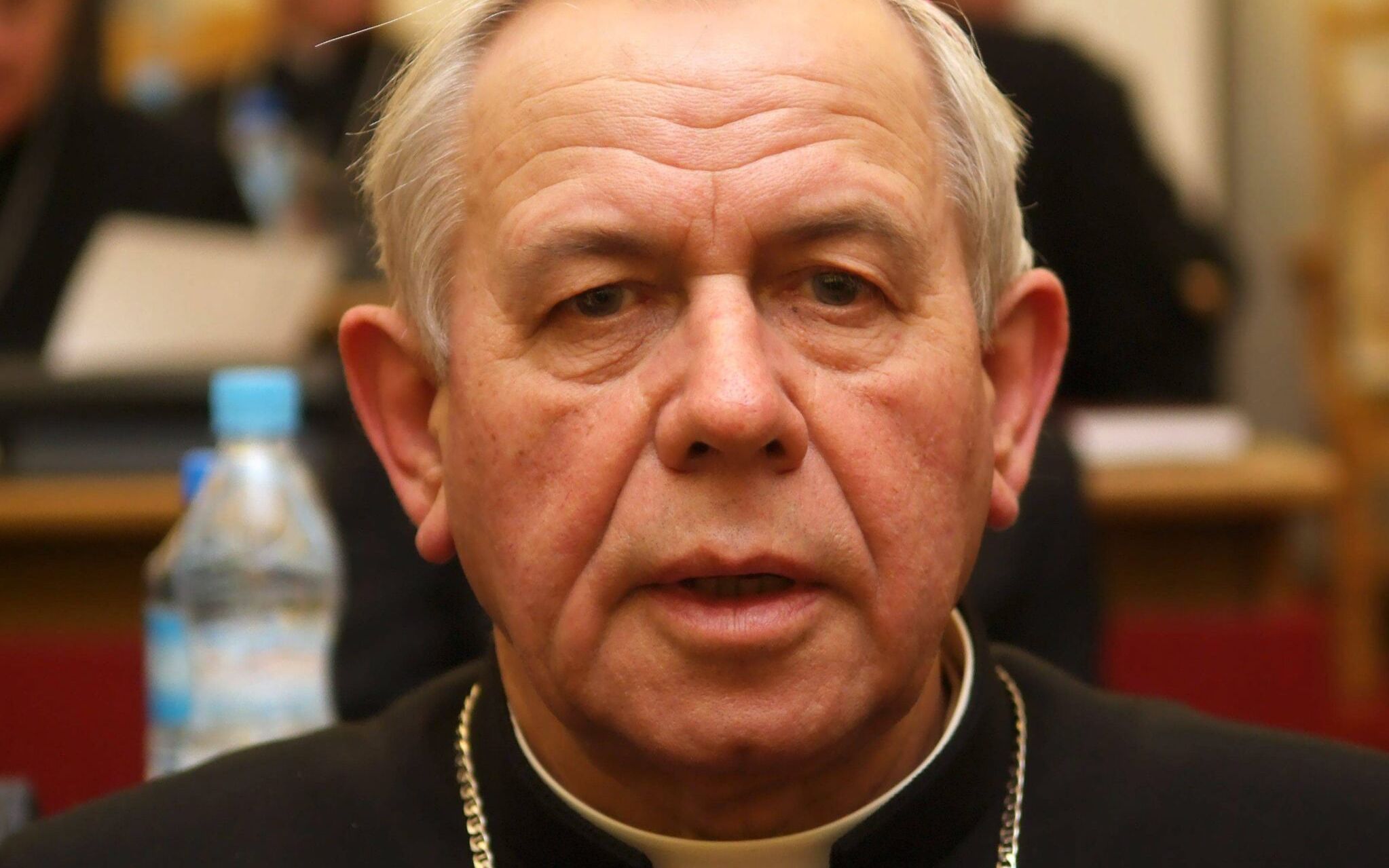 13.03.2007 WARSZAWA SKWER KARD. WYSZYNSKIEGO SIEDZIBA EPISKOPATU 339 ZEBRANIE PLENARNEJ KONFERENCJI EPISKOPATU POLSKI
N/Z KSIADZ BISKUP STANISLAW NAPIERALA - ORDYNARIUSZ KALISKI
FOT. WALDEMAR KOMPALA / AGENCJA GAZETA