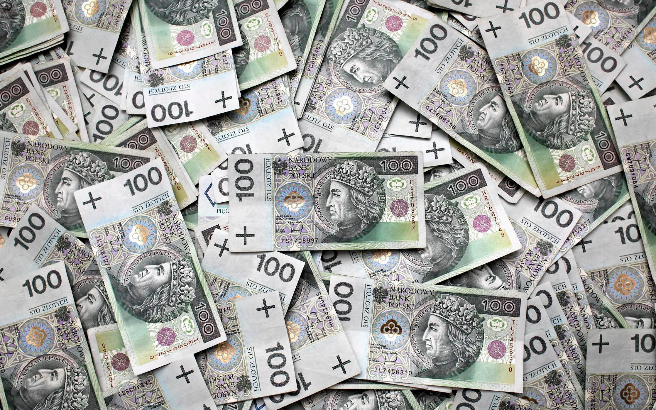21.01.2011 WARSZAWA , BANKNOTY STUZLOTOWE .
FOT. FRANCISZEK MAZUR / AGENCJA GAZETA