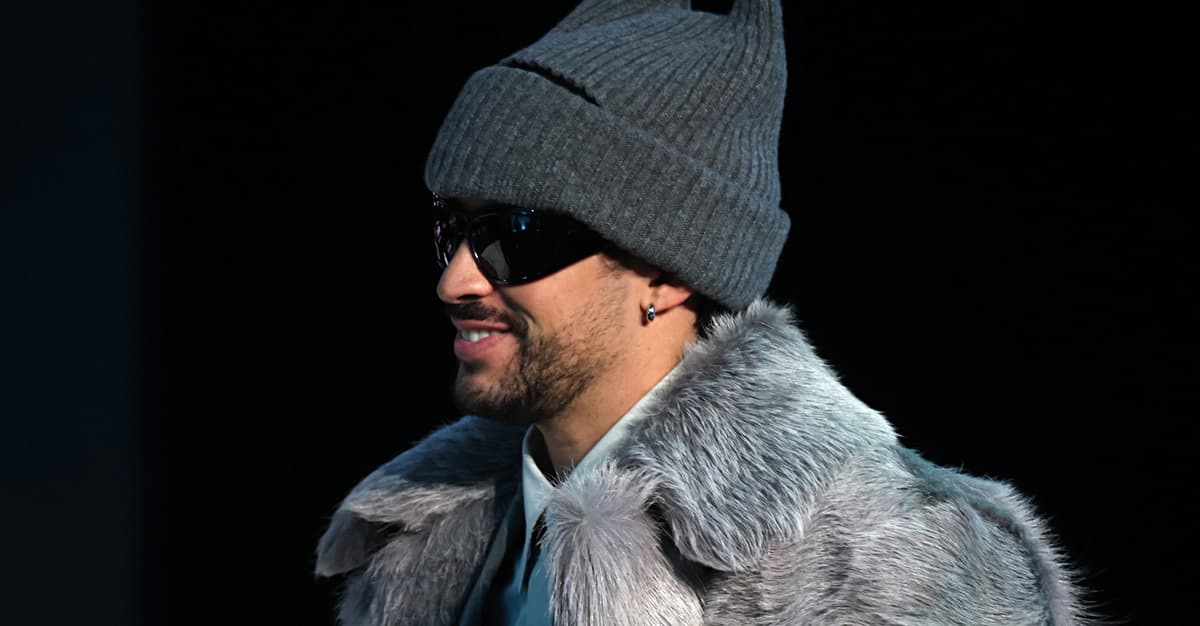 Bad Bunny i finał Super Bowl: amerykańska wojna kulturowa, latynoska godność