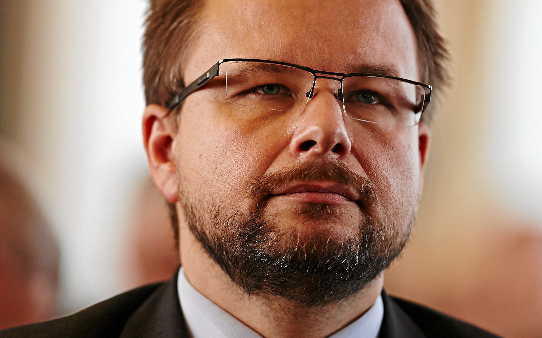16.10.2014 Lodz . Radny Piotr Adamczyk podczas sesji rady miejskiej  w w duzej sali obrad Urzedu Miasta przy ulicy Piotrkowskiej .
Fot. Tomasz Stanczak / Agencja Gazeta