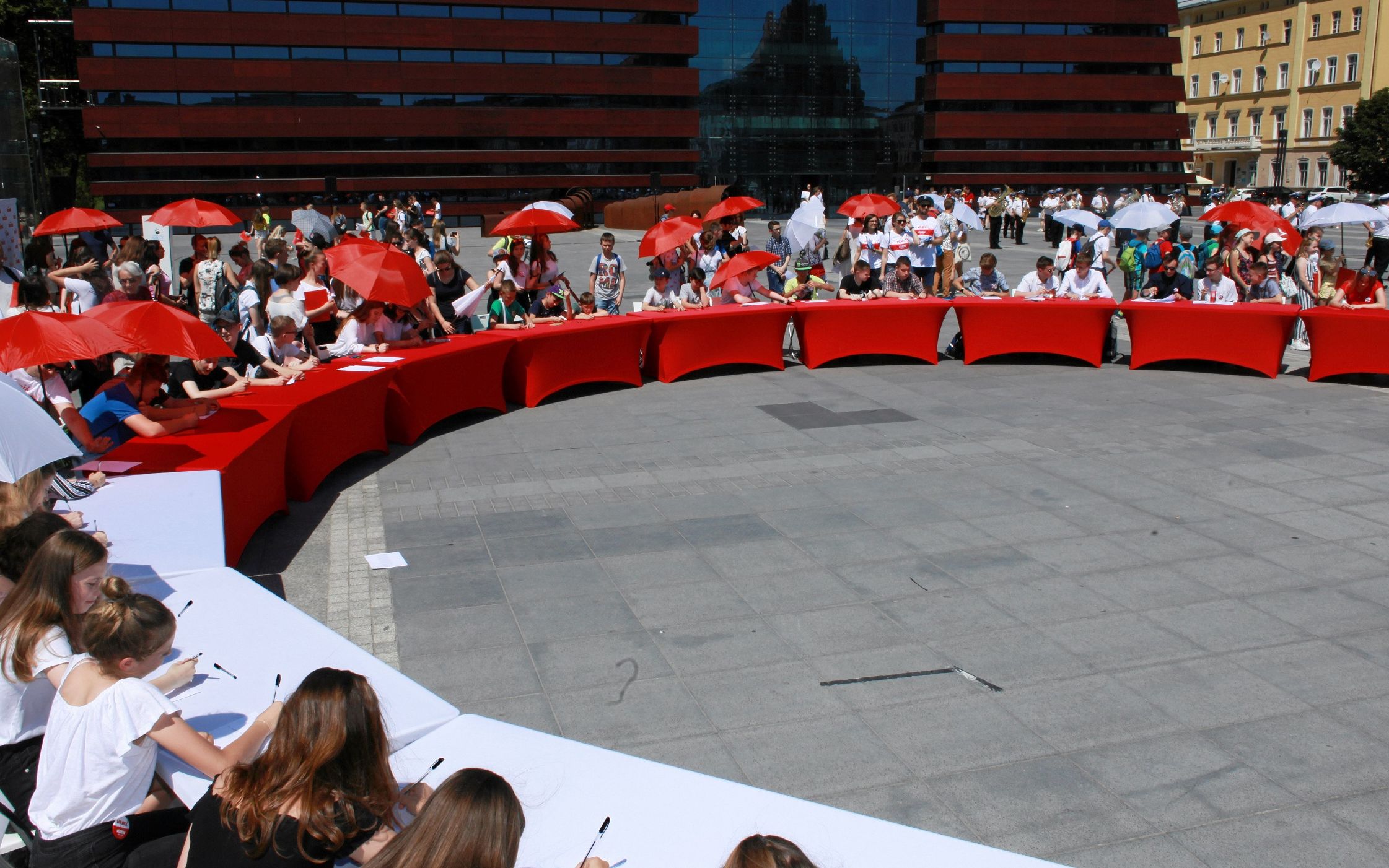 04.06.2019 Wroclaw , pl. Wolnosci . Lekcja historii . Obchody 30 rocznicy wyborow 4 czerwca 1989 roku 1989 . 
Fot . Krzysztof Cwik / Agencja Gazeta