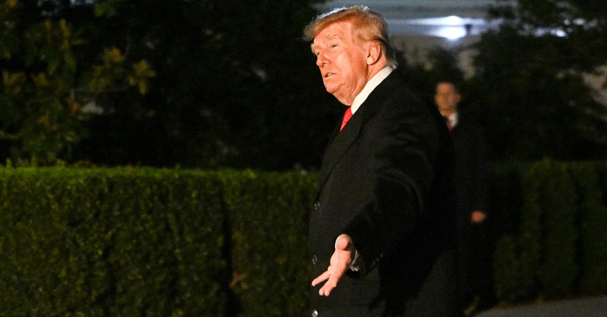 Moskwa zachwycona: Trump przegrał w cykora z Putinem. Rozejm ma polegać na niszczeniu Ukrainy