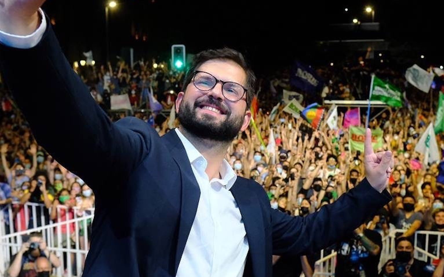 Grafika do artykułu "Chile było kolebką neoliberalizmu, będzie jego trumną”. Zbuntowany kraj ma swojego prezydenta