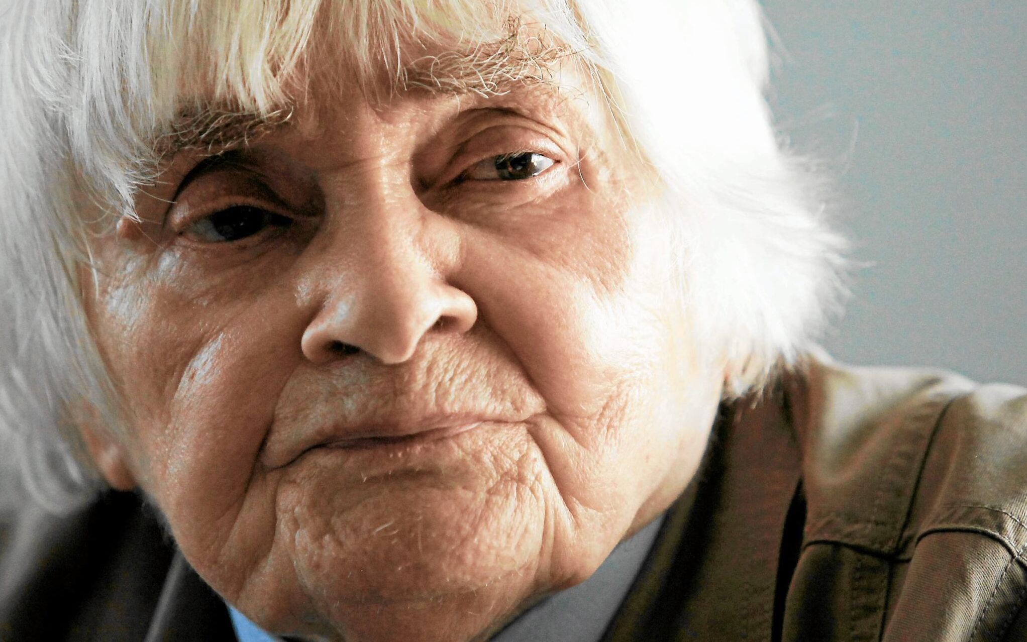 10.06.2010 WARSZAWA , PROF. MARIA JANION - WYBITNA POLSKA HISTORYK LITERATURY WYGLOSILA DZISIAJ SWOJ OSTATNI WYKLAD SEMINARYJNY W PALACU STASZICA POLSKIEJ AKADEMII NAUK . MARIA JANION JEST SPECJALISTKA OD LITERATURY ROMANTYCZNEJ , HISTORYKIEM IDEII . JEST AUTORKA WIELU PRAC NAUKOWYCH I KILKUNASTU KSIAZEK . OBECNIE PRACUJE W PAN . 
FOT. ADAM KOZAK / AGENCJA GAZETA