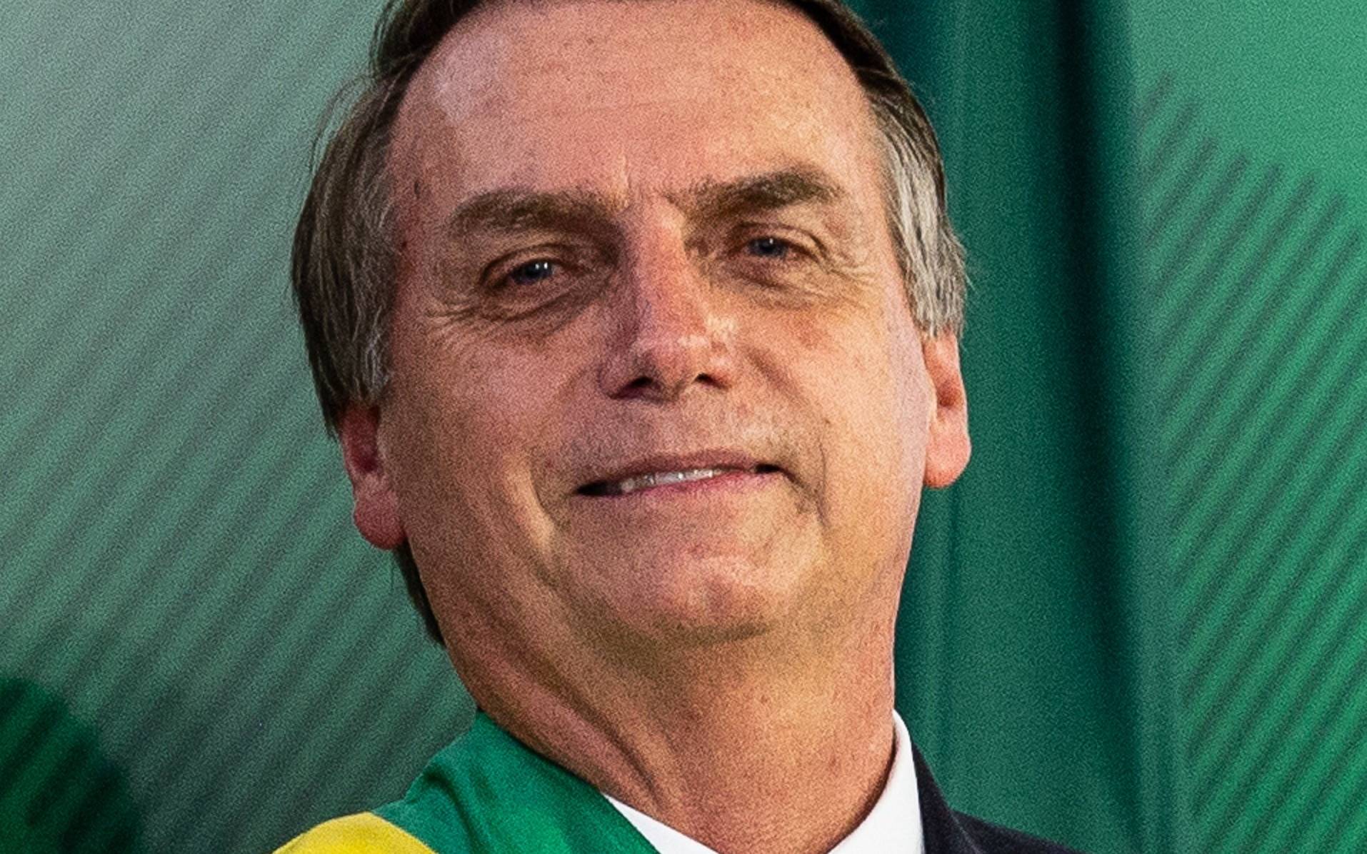Grafika do artykułu Płoną "zielone płuca Ziemi". Prezydent Bolsonaro oskarża ekologów i broni wycinki Puszczy Amazońskiej