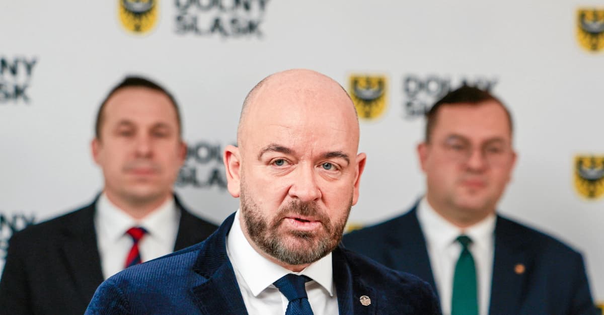 Dyplom Jacka Sutryka. Co prokuratura przedstawi sądowi?