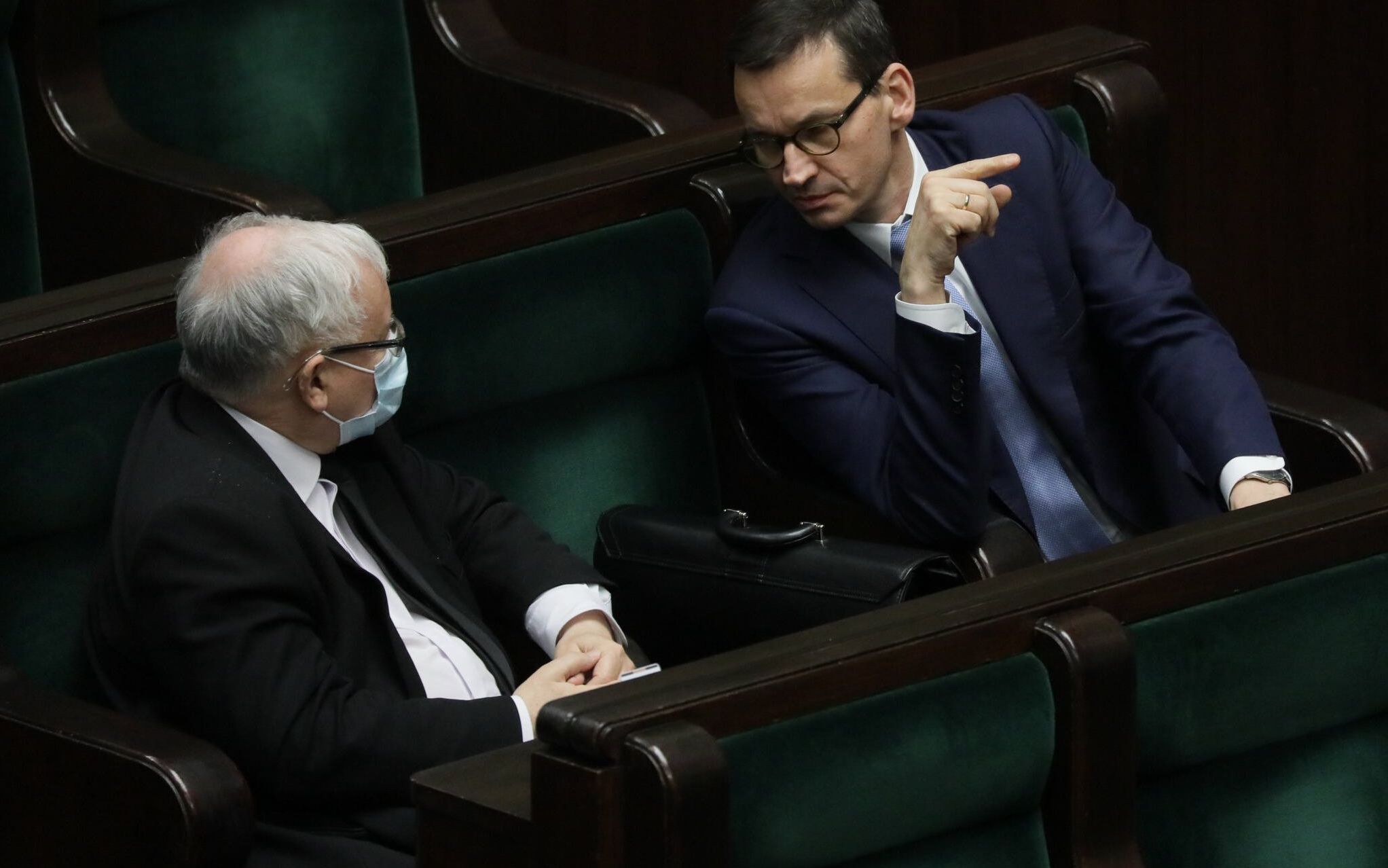 14.05.2020 Warszawa . Sejm . Siodmy dzien 11 posiedzenia Sejmu IX kadencji . Od lewej: Jaroslaw Kaczynski , premier Mateusz Morawiecki podczas bloku glosowan , glownie nad poprawkami Senatu w sprawie epidemii covid - 19 .
Fot. Slawomir Kaminski / Agencja Gazeta