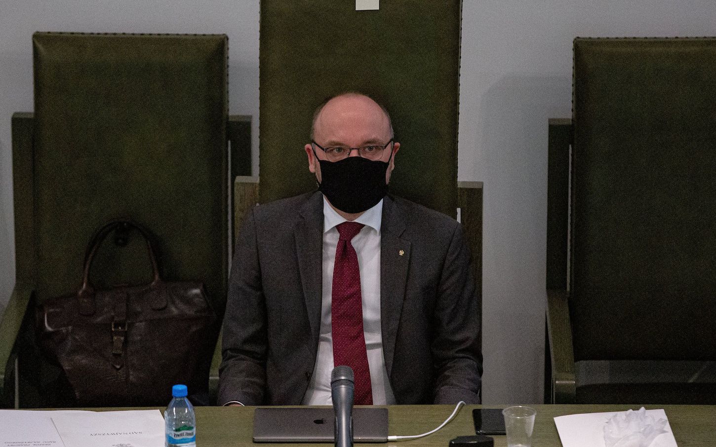09.05.2020 Warszawa , Sad Najwyzszy . Drugi dzien obrad Zgromadzenia Ogolnego Sadu Najwyzszego podczas ktorego maja zostac wylonieni kandydaci na stanowisko Pierwszego Prezesas SN . nz. sedzia Kamil Zaradkiewicz
Fot. Dawid Zuchowicz / Agencja Gazeta