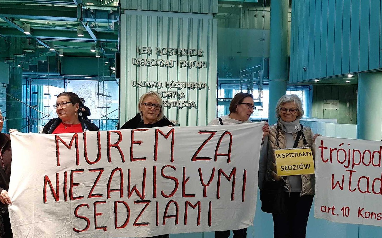 Grafika do artykułu Gersdorf odpowiada Przyłębskiej: "Sporu kompetencyjnego nie ma". Trwa posiedzenie w Sądzie Najwyższym