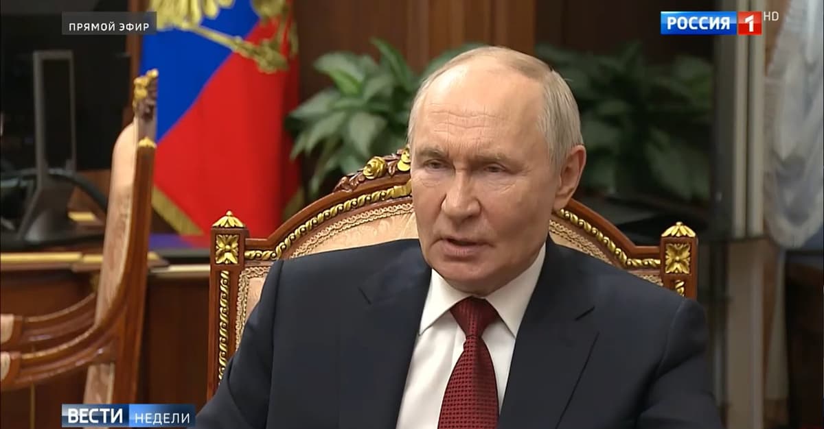 Putin reveals on tv  that he is negotiating with Ukraine, but rejects its proposals
