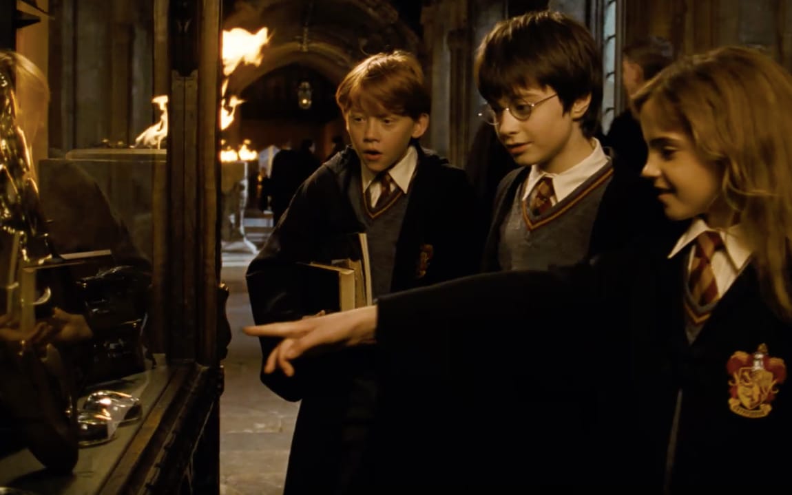 Grafika do artykułu Rodzice: Harry Potter "infekuje dusze dzieci", promuje "satanizm i okultyzm". Szkoła usuwa lekturę