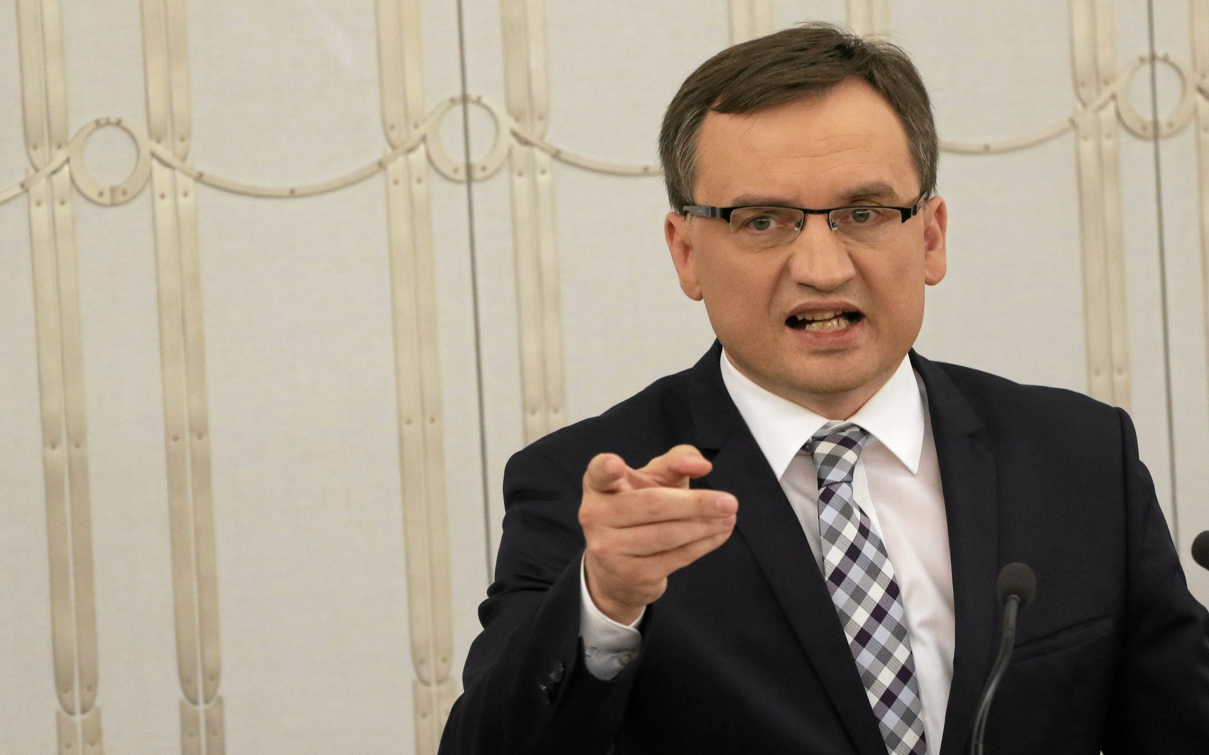 21.07.2017 Warszawa , Senat . Minister sprawiedliwosci Zbigniew Ziobro przemawia podczas posiedzenia Senatu w sprawie ustawy o Sadzie Najwyzszyym .
Fot. Slawomir Kaminski / Agencja Gazeta