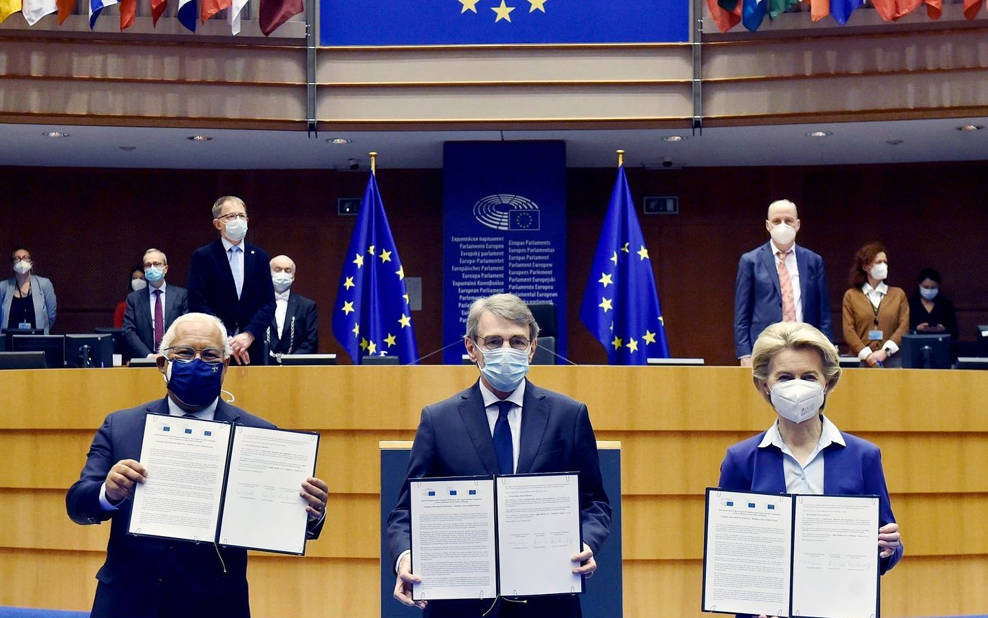 Grafika do artykułu Konferencja o przyszłości UE. Demokracja deliberatywna to stąpanie po cienkim lodzie
