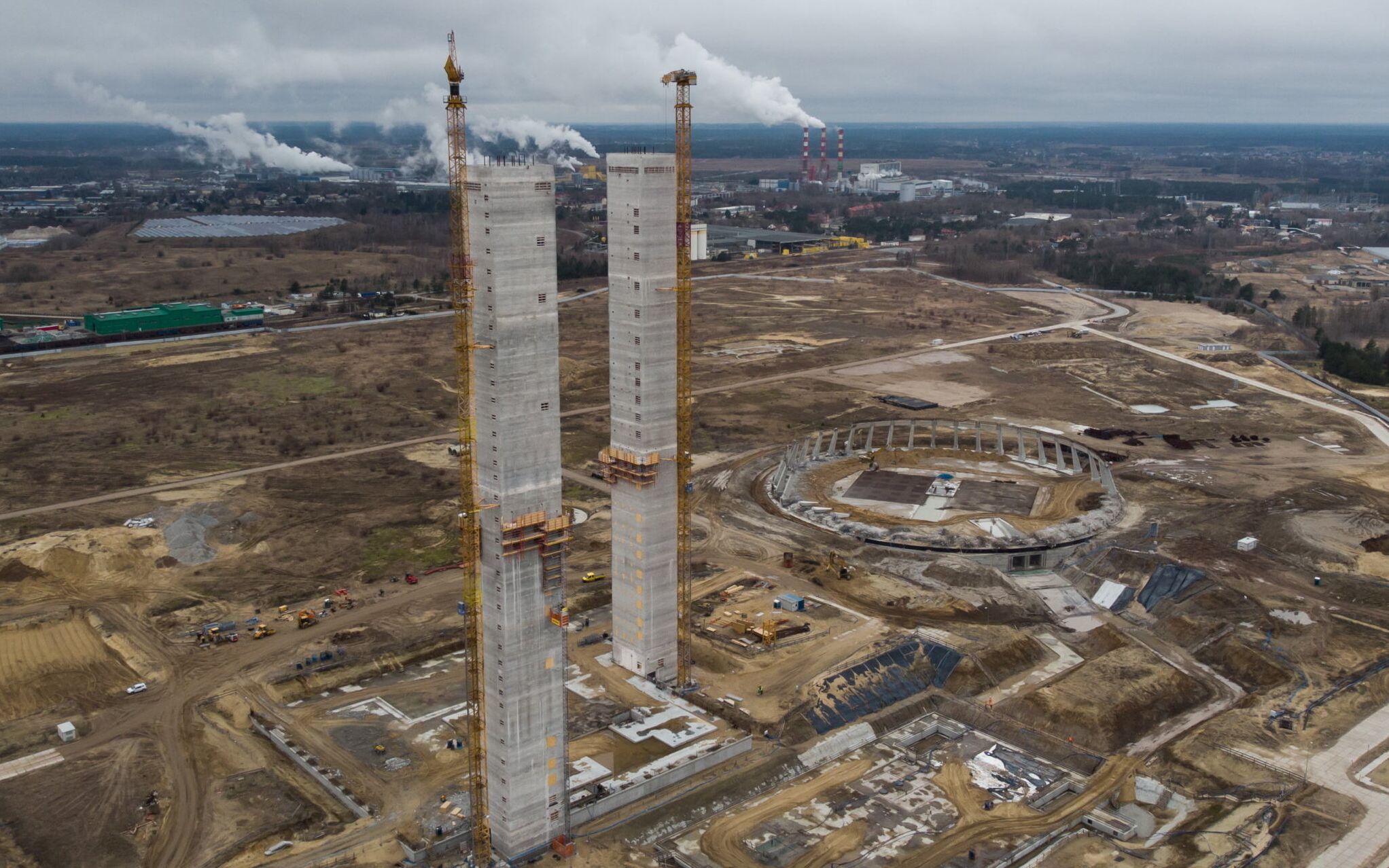 17.03.2021 Ostroleka . ENERGA Elektrownie S . A . '' Dwie wieze '' -  niedokonczona budowa kolejnego bloku weglowego elektrowni .
Fot. Maciek Jazwiecki / Agencja Gazeta