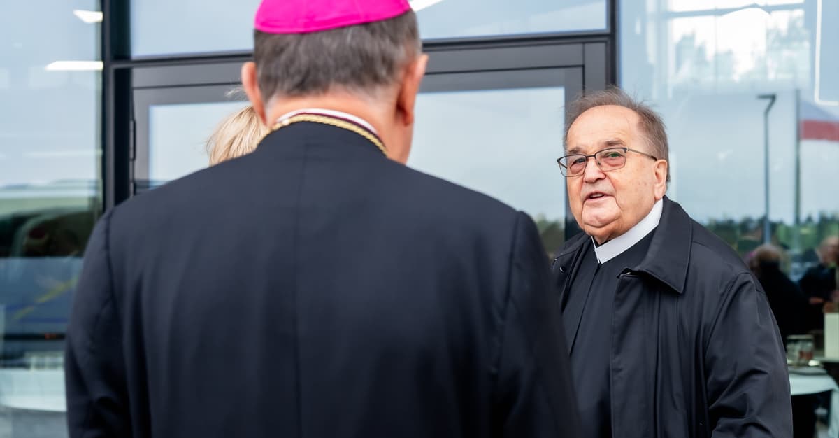 Politycy PiS u Rydzyka na urodzinach Radia Maryja