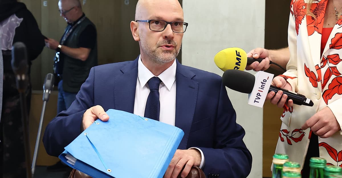 Berek przekonuje, iż jest urzędnikiem, a PiS szuka formalnych argumentów przeciwko niemu