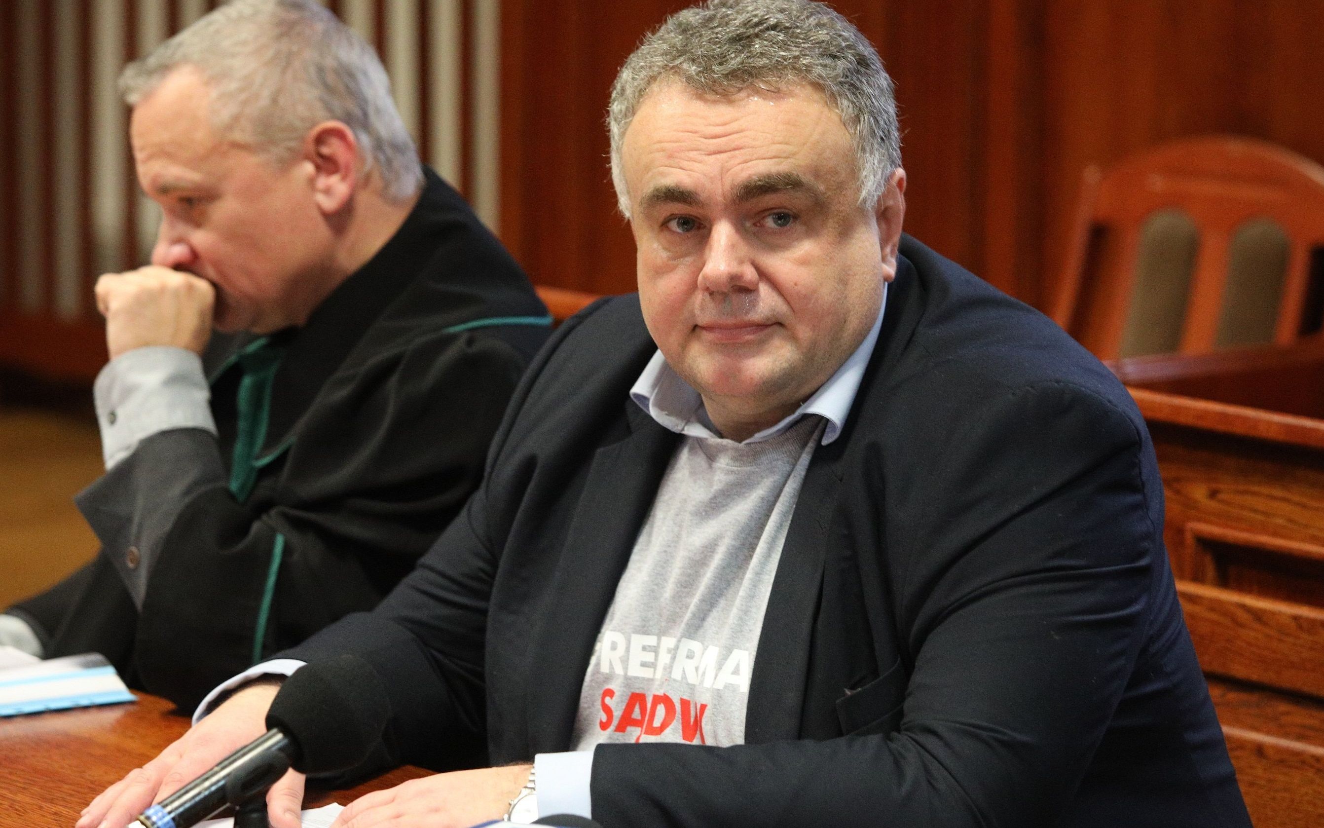 28.12.2018 Warszawa , Al Solidarnosci , Sad Okregowy . Redaktor naczelny Gazety Polskiej Tomasz Sakiewicz podczas rozpoczynajacego sie procesu , ktory wytoczyla mu grupa sedziow z Krakowa . 
Fot. Jedrzej Nowicki / Agencja Gazeta