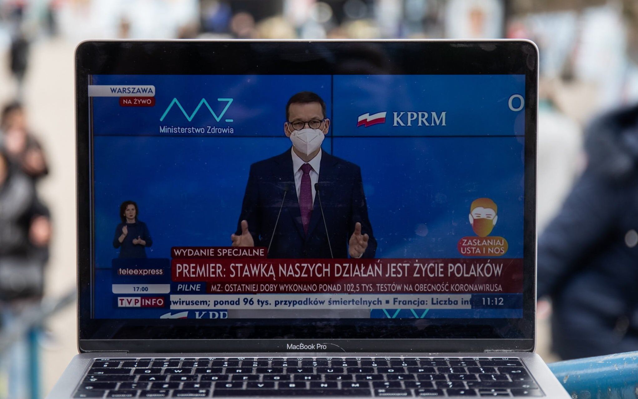 25.03.2021 Warszawa . Premier rzadu PiS Mateusz Morawiecki i ministerzdrowia Adam Niedzielski podczas konferencji prasowej online - ogloszaja kolejne obostrzenia ze wzgledu na trzecia fale pandemii koronawirusa .
Fot. Maciek Jazwiecki / Agencja Gazeta