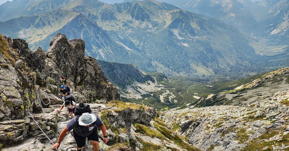 Polacy przodują w łamaniu przepisów w słowackich Tatrach