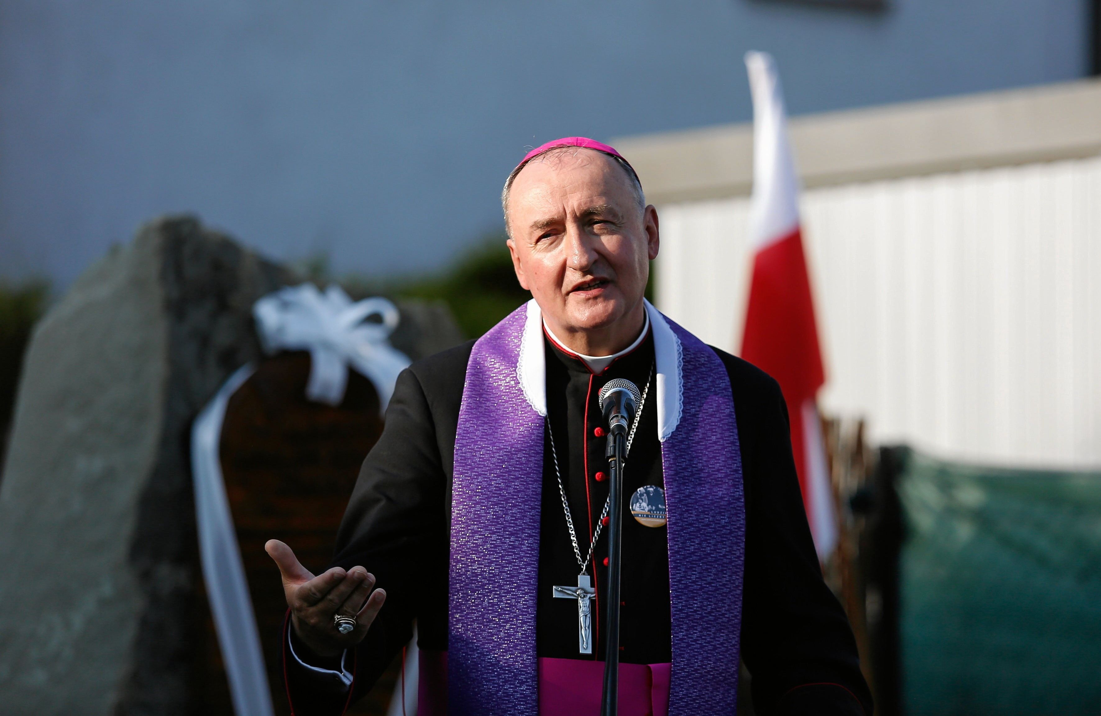 Biskup Andrzej Jeż