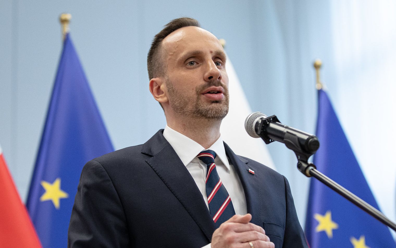 11.02.2020 Warszawa , ulica Krucza 6 . Ministerstwo Aktywow Panstwowych . Wiceminister aktywow panstwowych Janusz Kowalski podczas konferencji prasowej w sprawie powolania Komisji do spraw Reformy Nadzoru Finansowego  . 
Fot. Dawid Zuchowicz / Agencja Gazeta