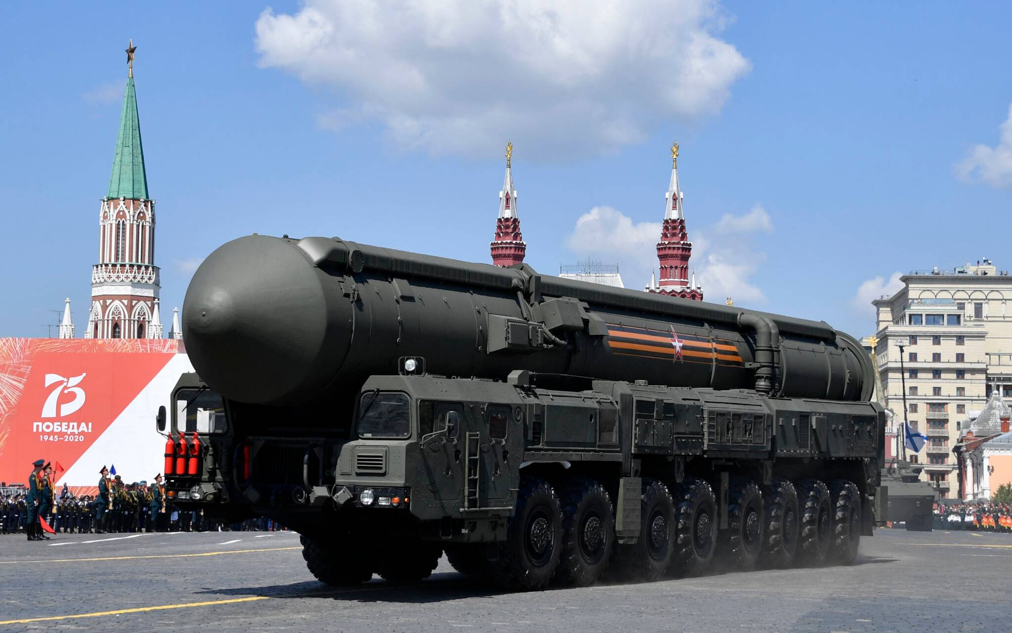 A Russian Yars RS-24 intercontinental ballistic missile system moves through Red Square during a military parade, which marks the 75th anniversary of the Soviet victory over Nazi Germany in World War Two, in Moscow on June 24, 2020. - The parade, usually held on May 9, was postponed this year because of the coronavirus pandemic. (Photo by Alexander NEMENOV / AFP)