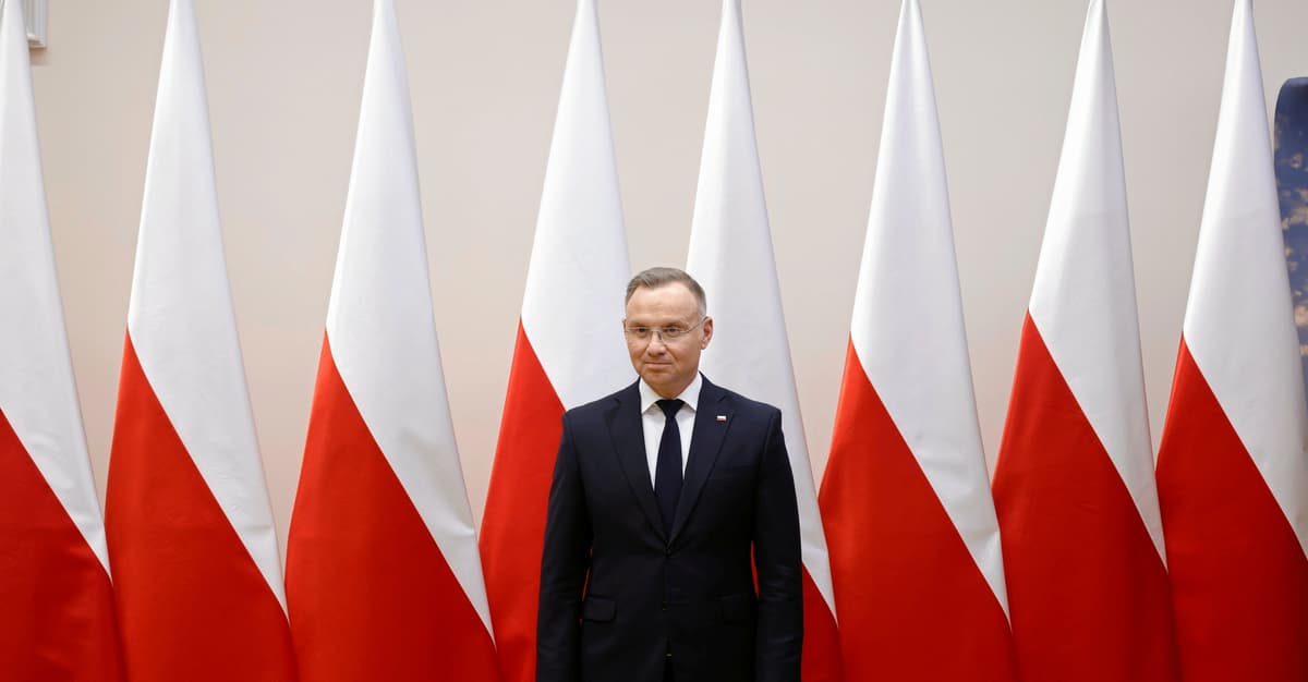 Duda zablokował ustawę o mowie nienawiści. Nie, nie tylko wobec osób LGBTQ, ale np. seniorów