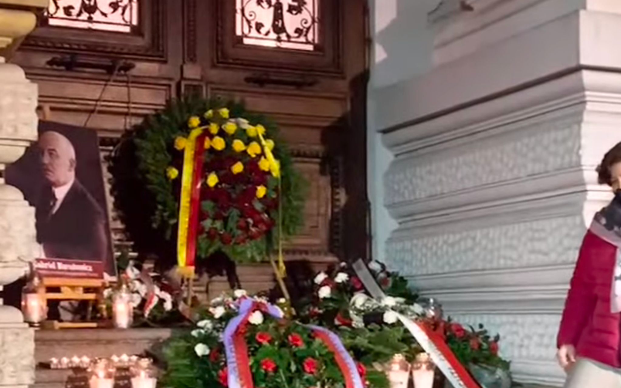 Grafika do artykułu Nacjonalista zabił prezydenta Gabriela Narutowicza. Lewica upamiętniła 98 rocznicę morderstwa