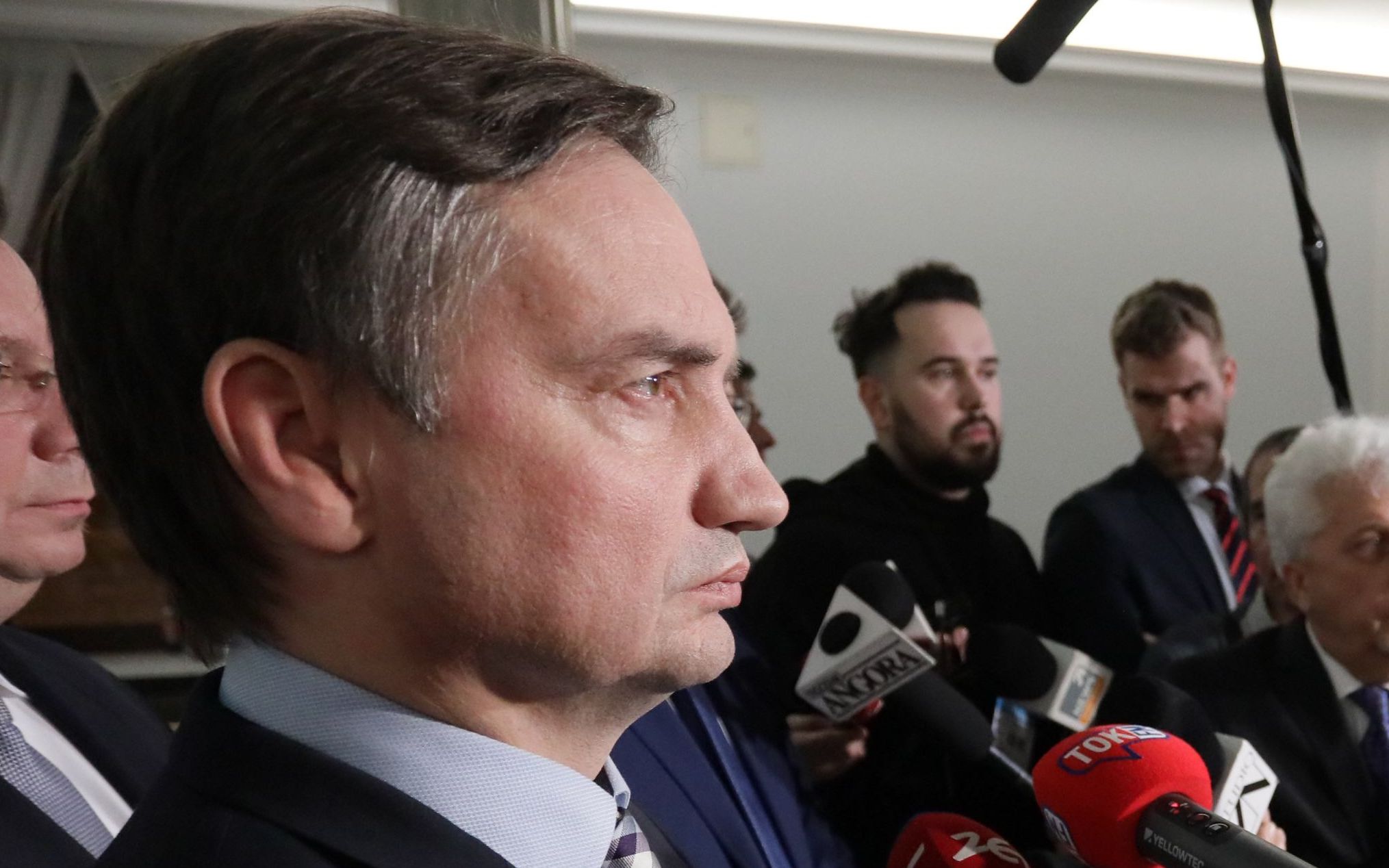 23.01.2020 Warszawa . Sejm . Od lewej: wiceminister sprawiedliwosci Michal Wojcik , minister sprawiedliwosci Zbigniew Ziobro podczas konferencji prasowej po glosowaniu Sejmu nad ustawa '' kagancowa ''.
Fot. Slawomir Kaminski / Agencja  Gazeta