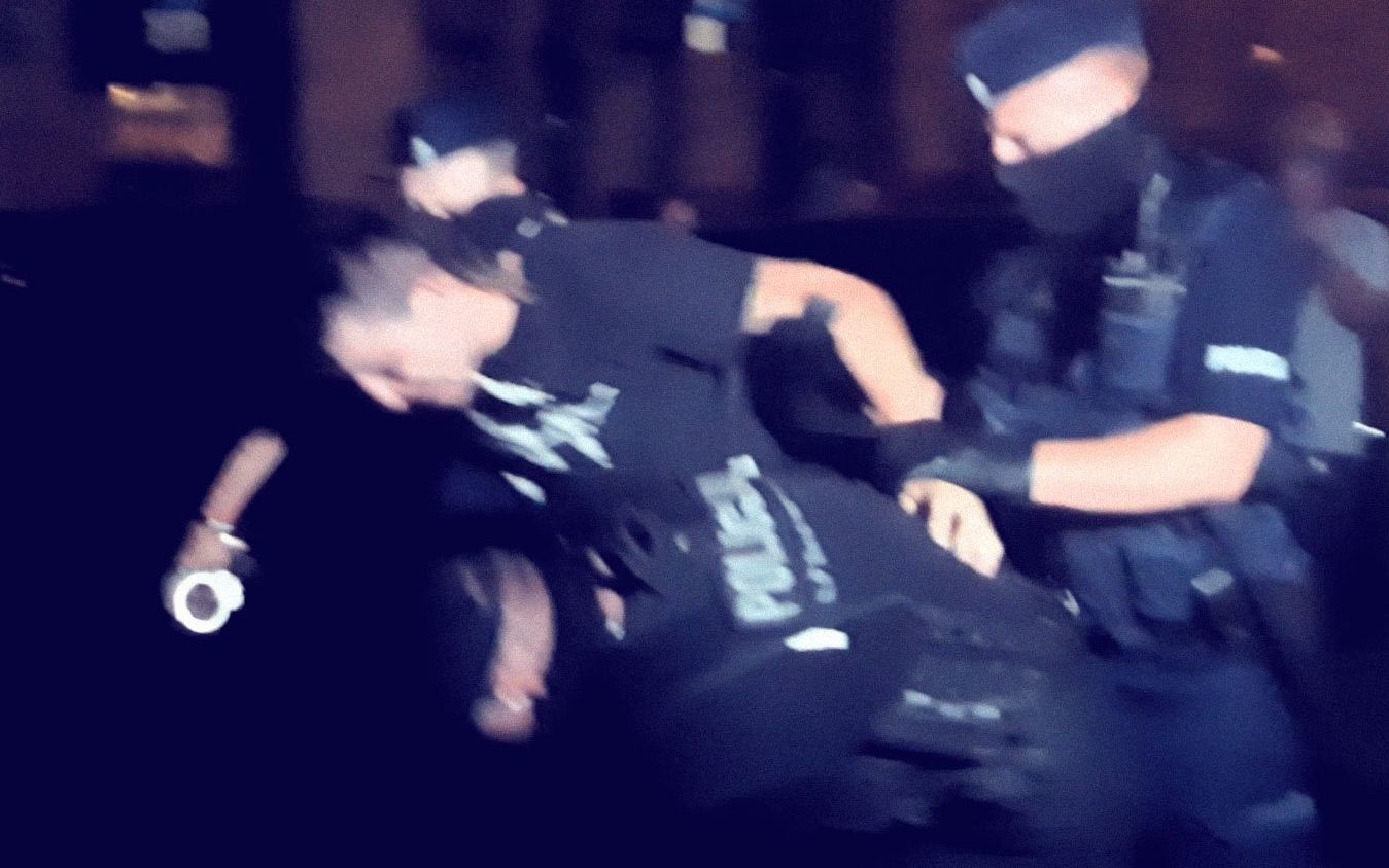 Grafika do artykułu Dziesiątki zatrzymanych, policja wyłapuje kolejne osoby. Biejat: mamy około 40 nazwisk