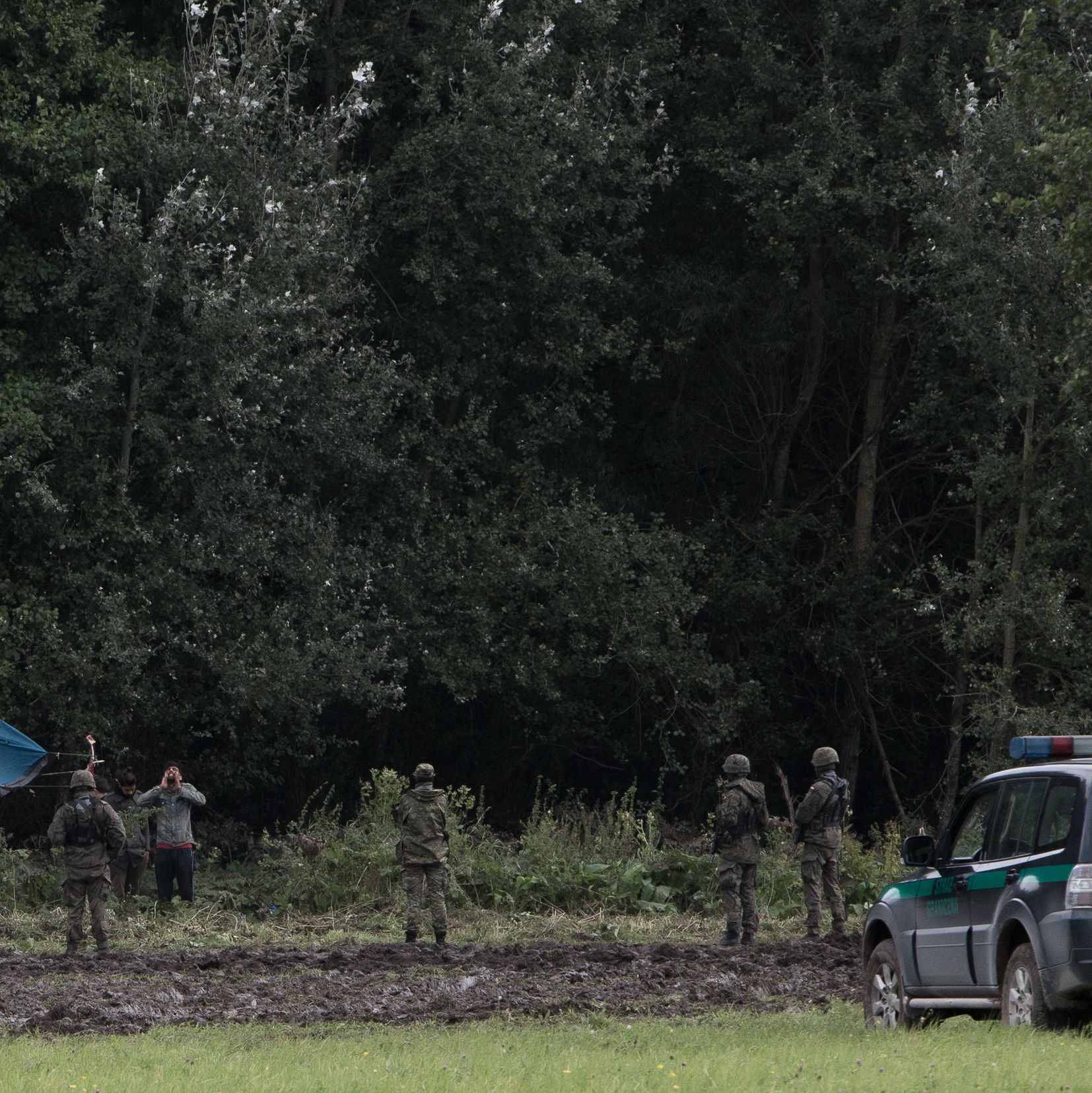 Usnarz Górny, 01.09.2021. Polskie służby nie dopuszczają pomocy do Afgańczyków przetrzymywanych na granicy