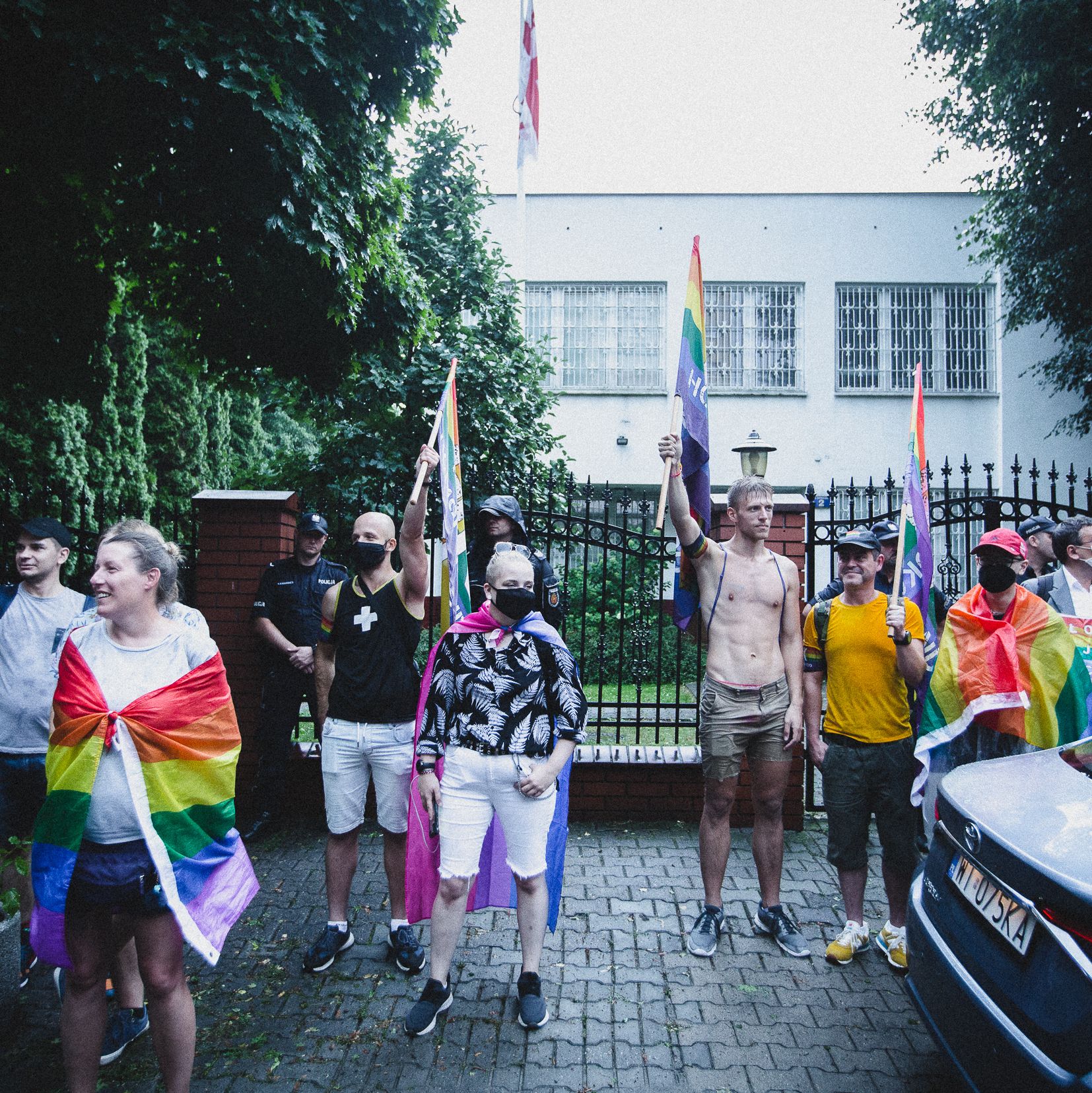 Warszawa, 08.07.2021. Solidarność z osobami LGBT w Gruzji - demonstracja