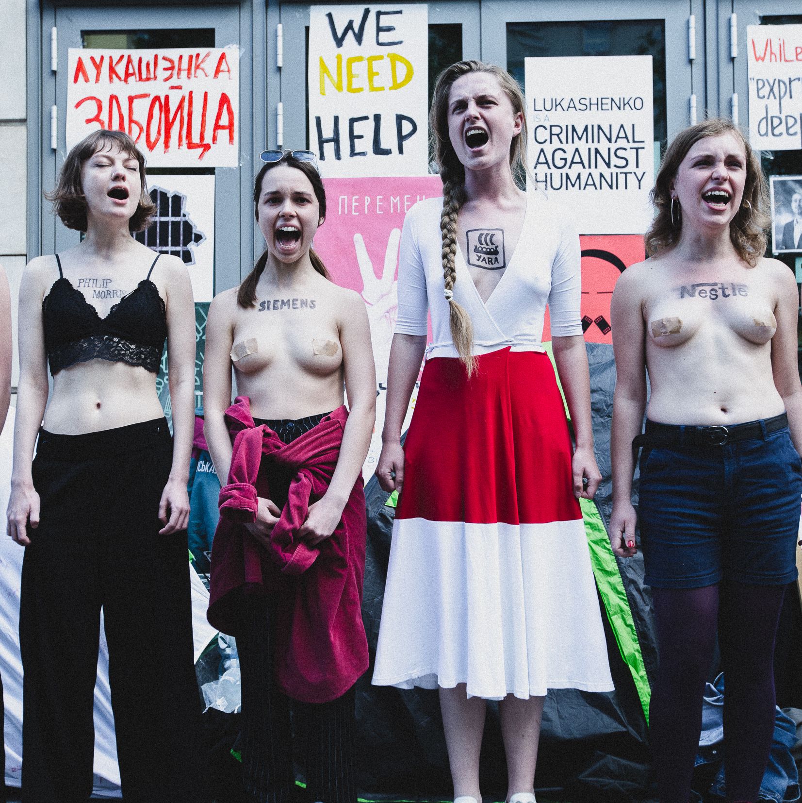 Warszawa, 02.06.2021. Protest solidarnościowy z represjonowanymi  Białorusinkami i Białorusinami