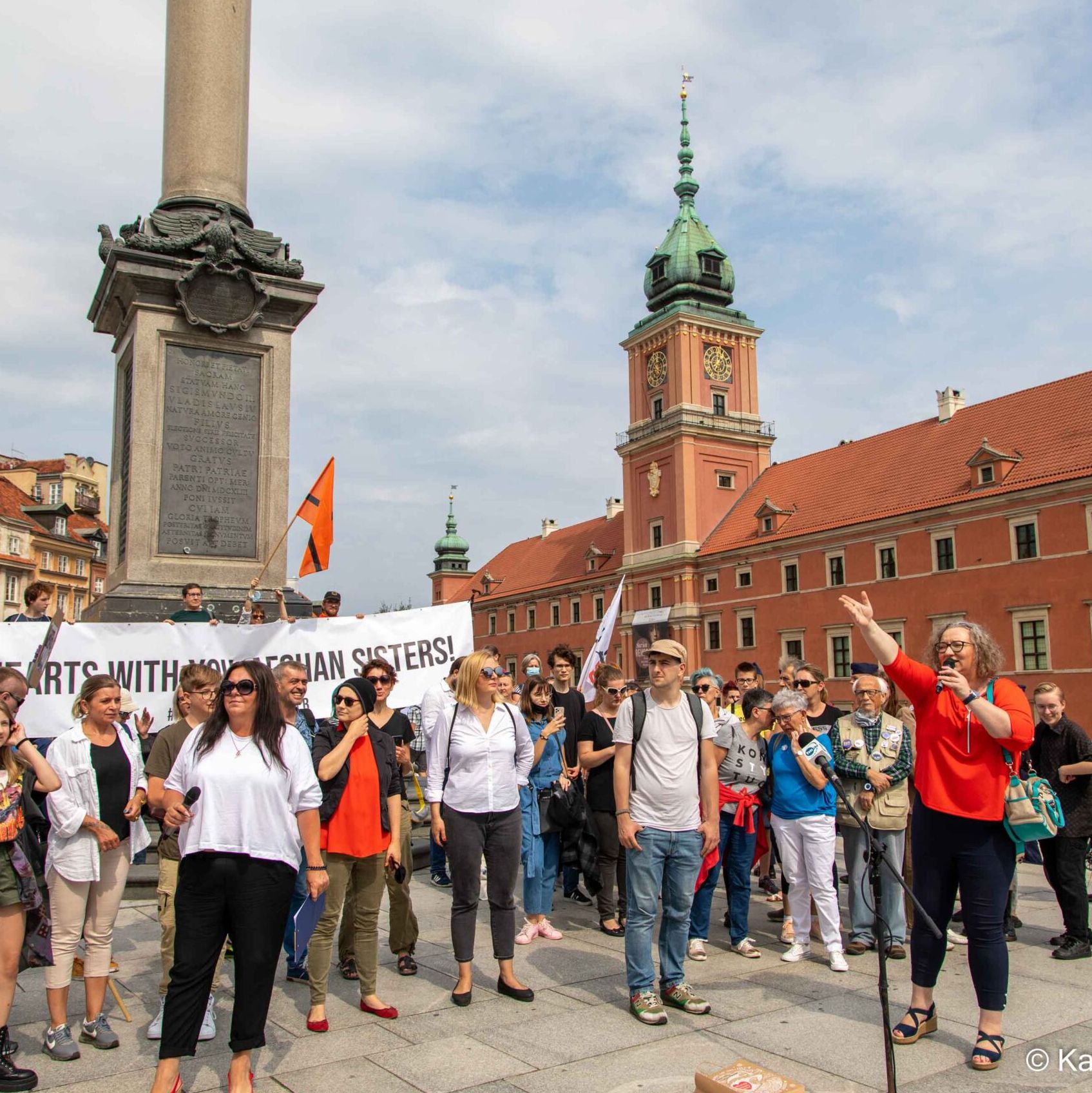 Warszawa, 22.08.2021. Kabul/Kaból – protest Strajku Kobiet w solidarności z zagrożonymi Afgankami i Afgańczykami