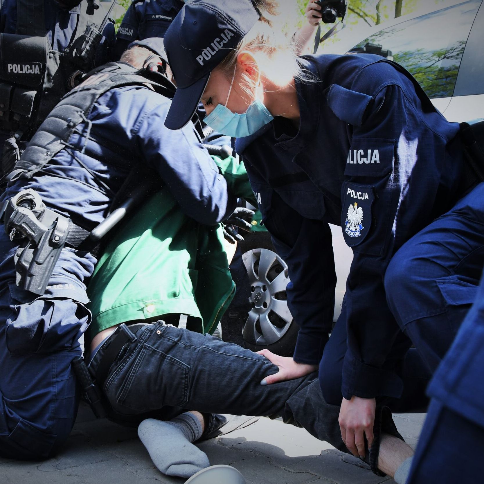 Warszawa, 15.05.2021. Protest pod ambasadą Izraela. Uczestnicy wyrażają solidarność z Palestyńczykami i sprzeciwiają się działaniom Izraela w Strefie Gazy