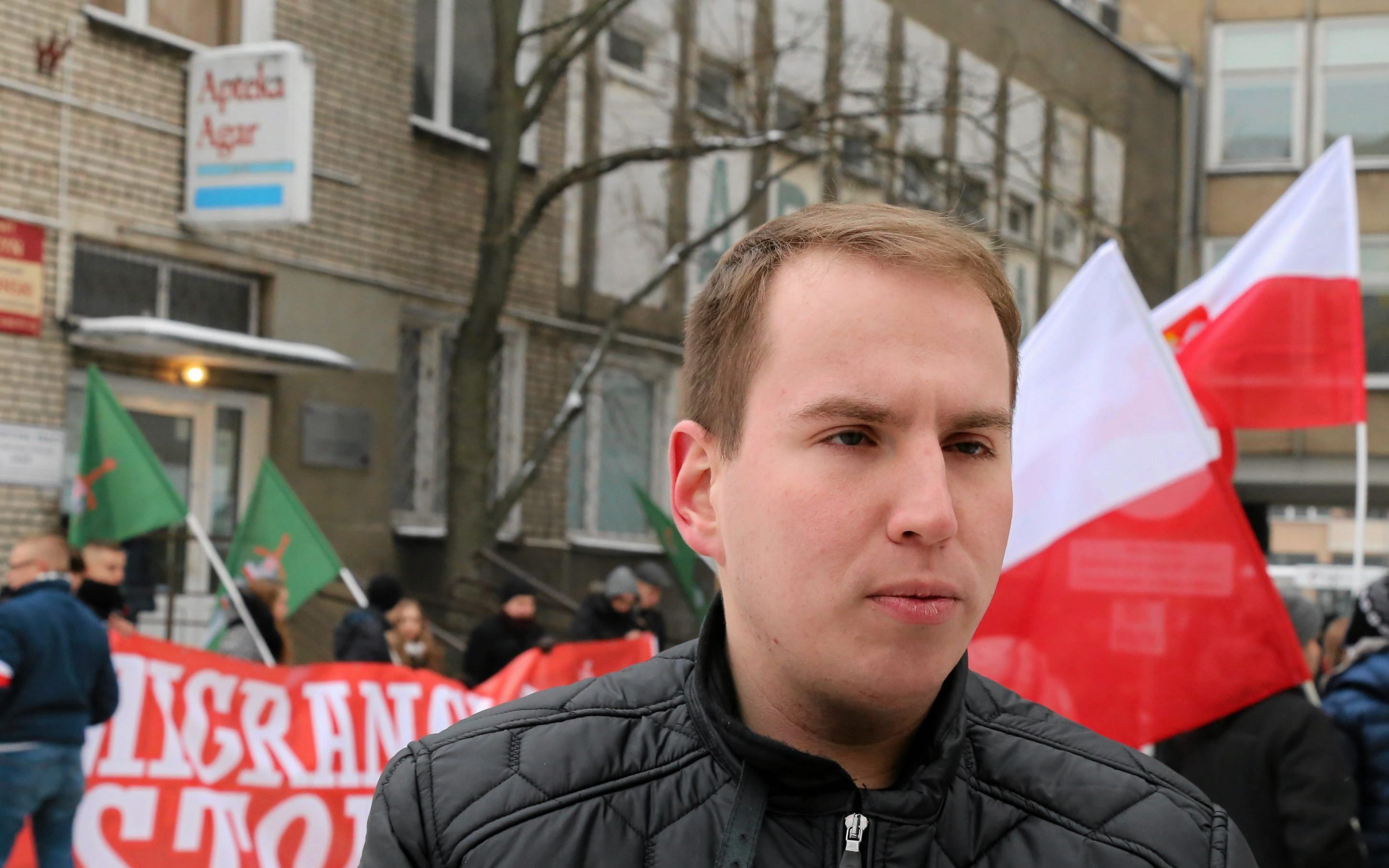 24.01.2016 Bialystok  . Antyimigrancka demonstracja pod siedziba firmy Biavita z udzialem organizacji Mlodziez Wszechpolska . 
Nz Adam Andruszkiewicz , prezes Mlodziezy Wszechpolskiej , posel do sejmu z partii Kukiz'15 .
Fot. Agnieszka Sadowska/ Agencja Gazeta *** Local Caption *** .