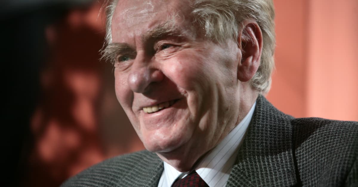 Niespieszne akty poznania. O pisarstwie Wiesława Myśliwskiego