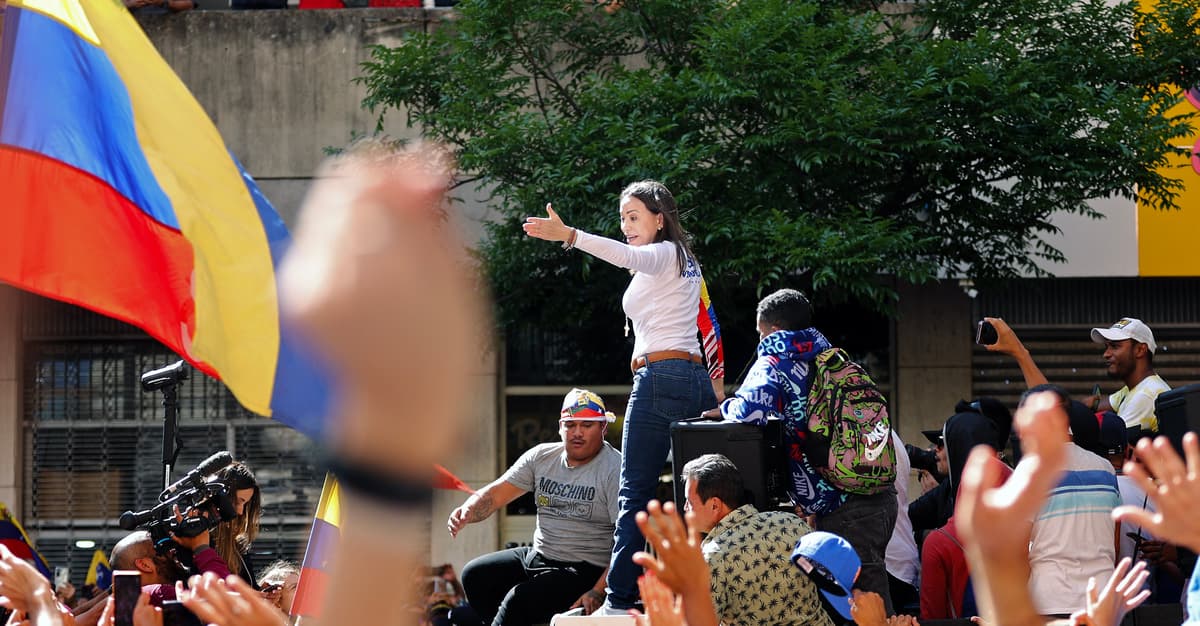 Nobel dla demokracji, ale i dla Trumpa. Przez decyzję Komitetu ucierpią Wenezuelczycy