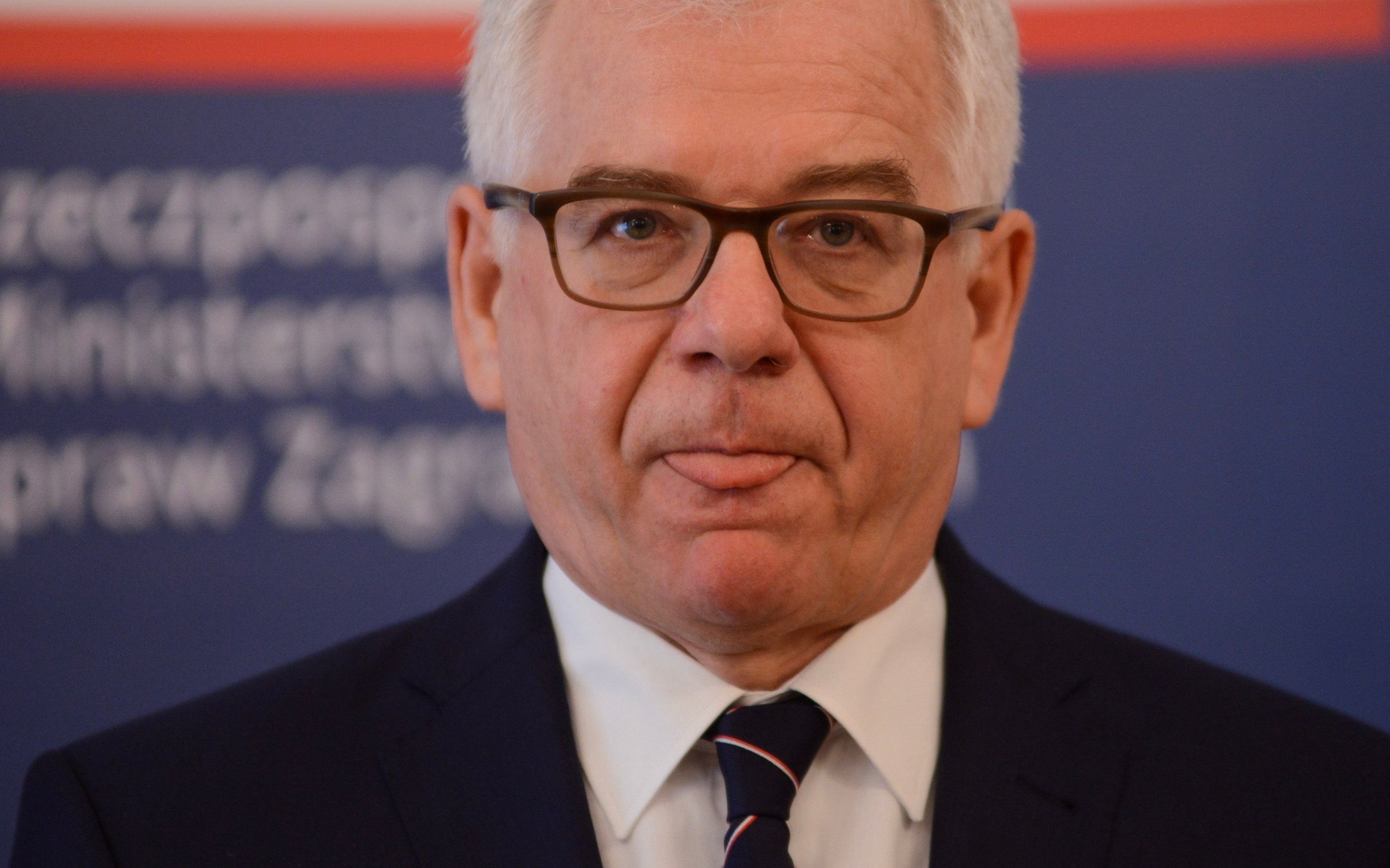 10.09.2018 Warszawa , ul. Podwale 7 , siedziba Akademii Dyplomatycznej . Minister spraw zagranicznych Jacek Czaputowicz podczas konferencji prasowej po inauguracji aplikacji dyplomatyczno - konsularnej w Akademii Dyplomatycznej MSZ .
Fot. Maciek Jazwiecki / Agencja Gazeta