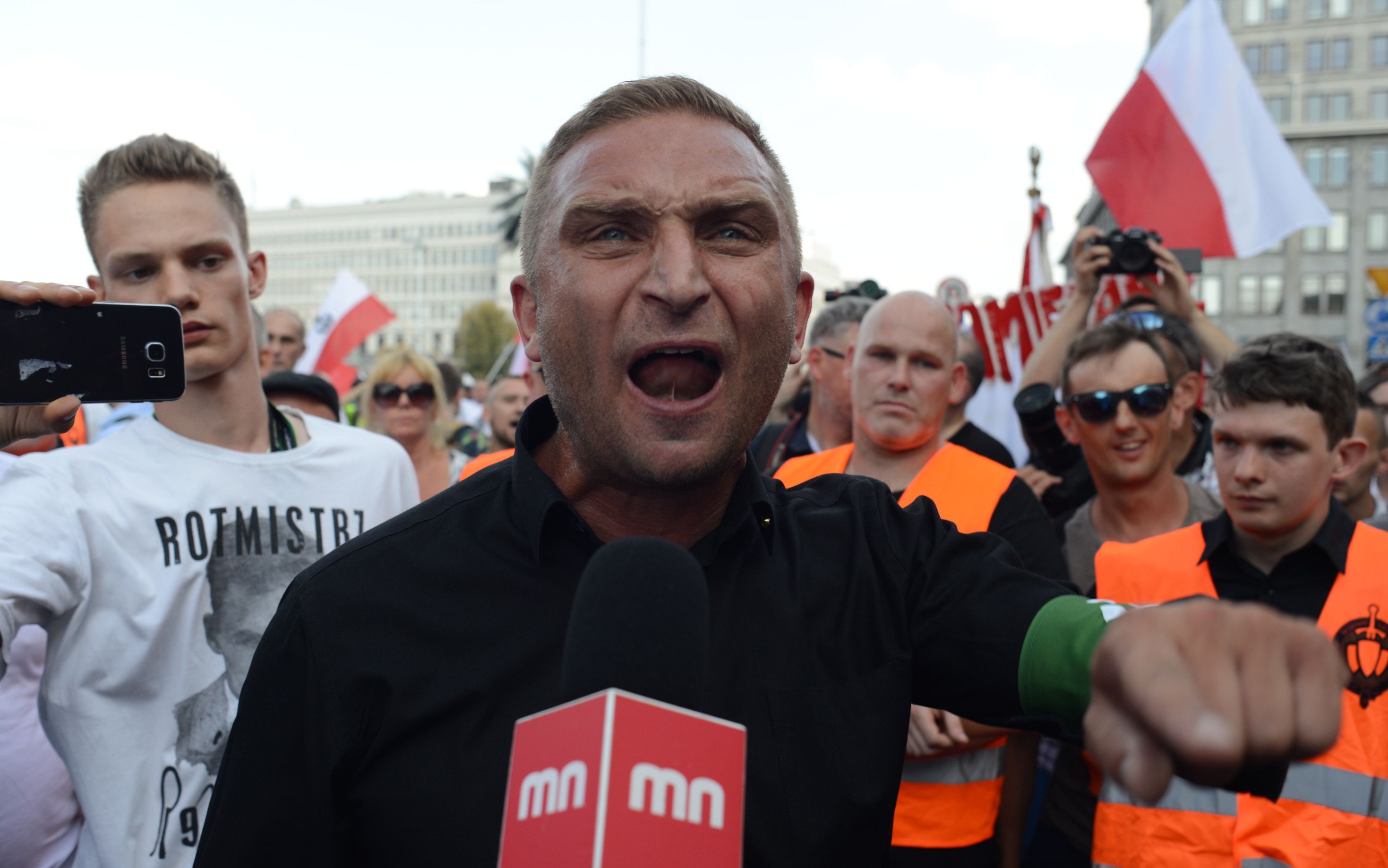 01.08.2018 Warszawa , Rondo Dmowskiego . Godzina  W  oraz rozpoczecie VI Marszu Powstania Warszawskiego , zorganizowanego przez Brygade Mazowiecka Obozu Narodowo - Radykalnego , przy wsparciu Stowarzyszenia Marsz Niepodleglosci . nz Robert Bakiewicz
Fot. Maciek Jazwiecki / Agencja Gazeta