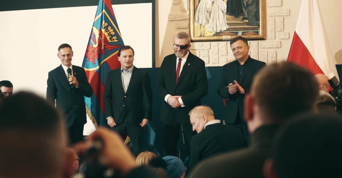 Accused of espionage, Piskorski will run for the Sejm? Braun builds electoral lists