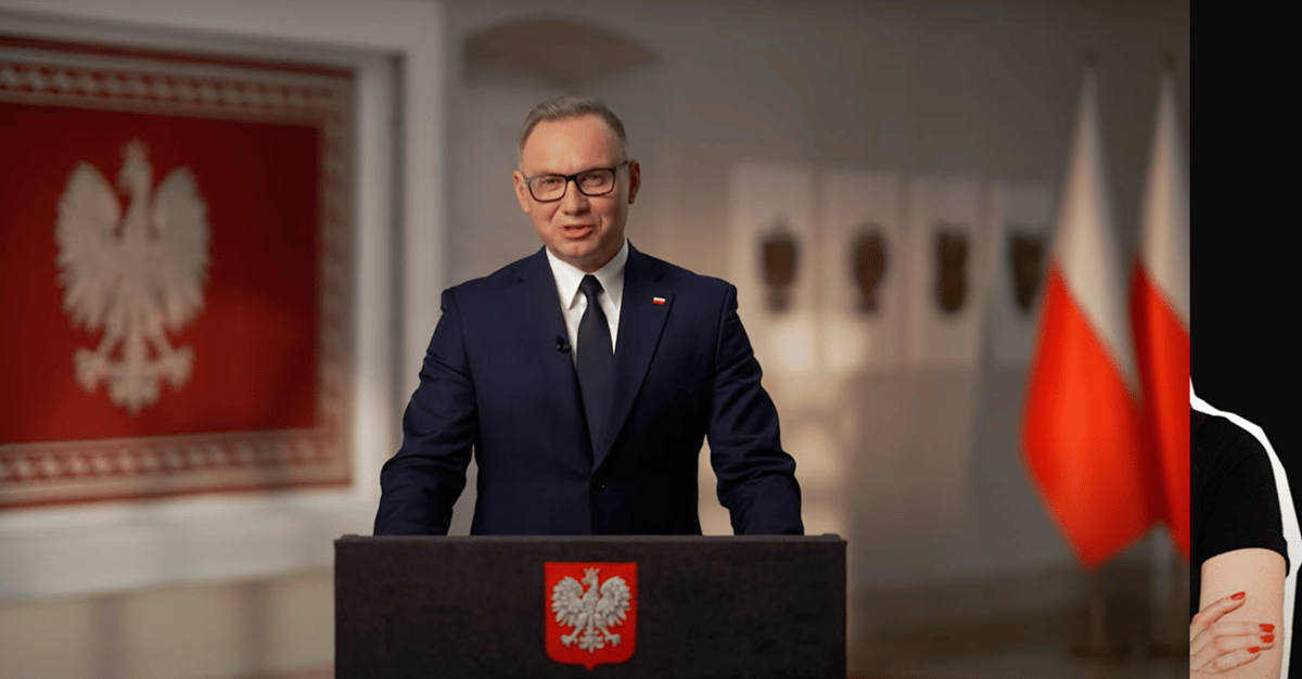 „Głosujcie. Nie zniechęcajcie się brudnymi chwytami”. Duda w orędziu apeluje do wyborców Nawrockiego