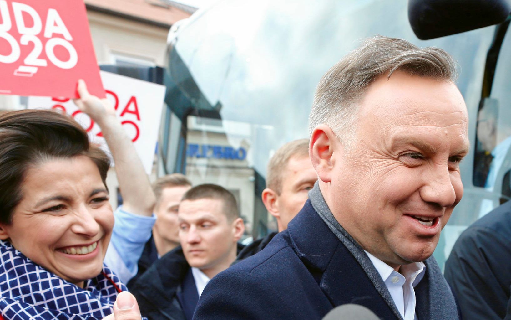20.02.2020 Lowicz . Prezydent Andrzej Duda (C) podczas spotkania z mieszkancami Lowicza w ramach kampanii wyborczej . 
Fot. Marcin Stepien / Agencja Gazeta