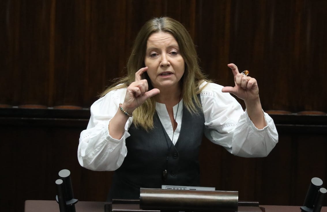 Posłanka PiS Joanna Lichocka na sejmowej mównicy